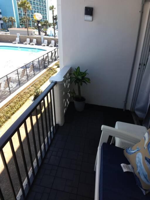 Pool Front & Across From Beach 默特尔比奇 外观 照片